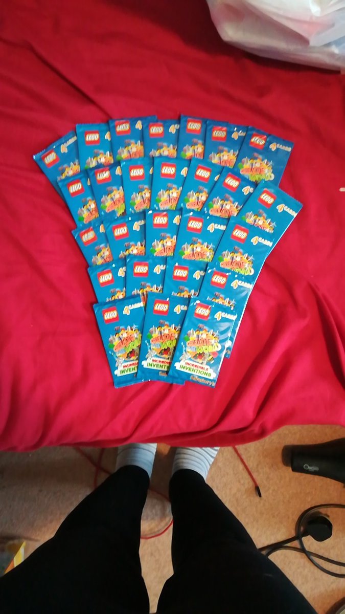 4EverMinions's tweet photo. I have 26 packs of the Sainsburys Lego cards lying around and I have no idea what to do with them 😅 https://t.co/Z8fijv1mbq