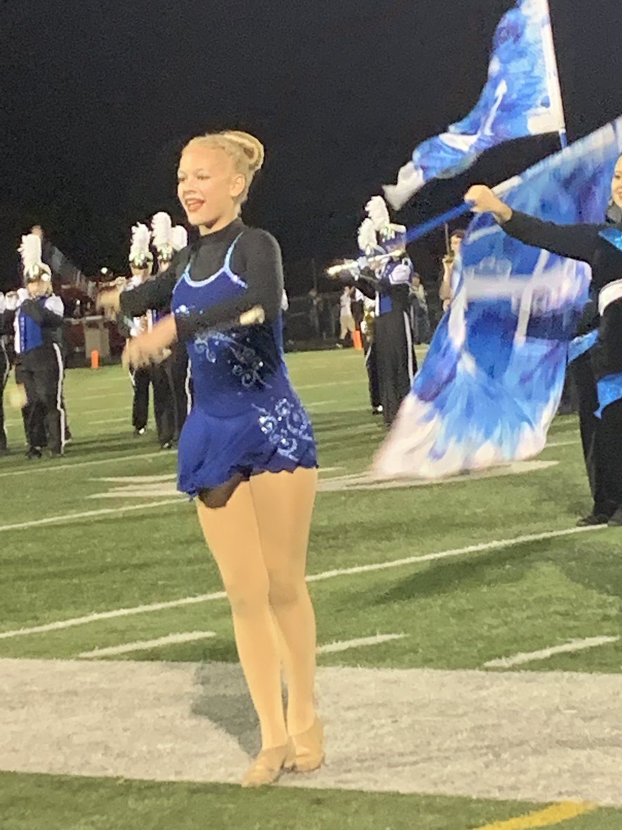 MidviewMiddle's tweet photo. Always love a Middie win on homecoming and love seeing the 8th grade band take the field. Great job by the band, team, and coaches. #WeAreMidview https://t.co/dkqAEKYBUi