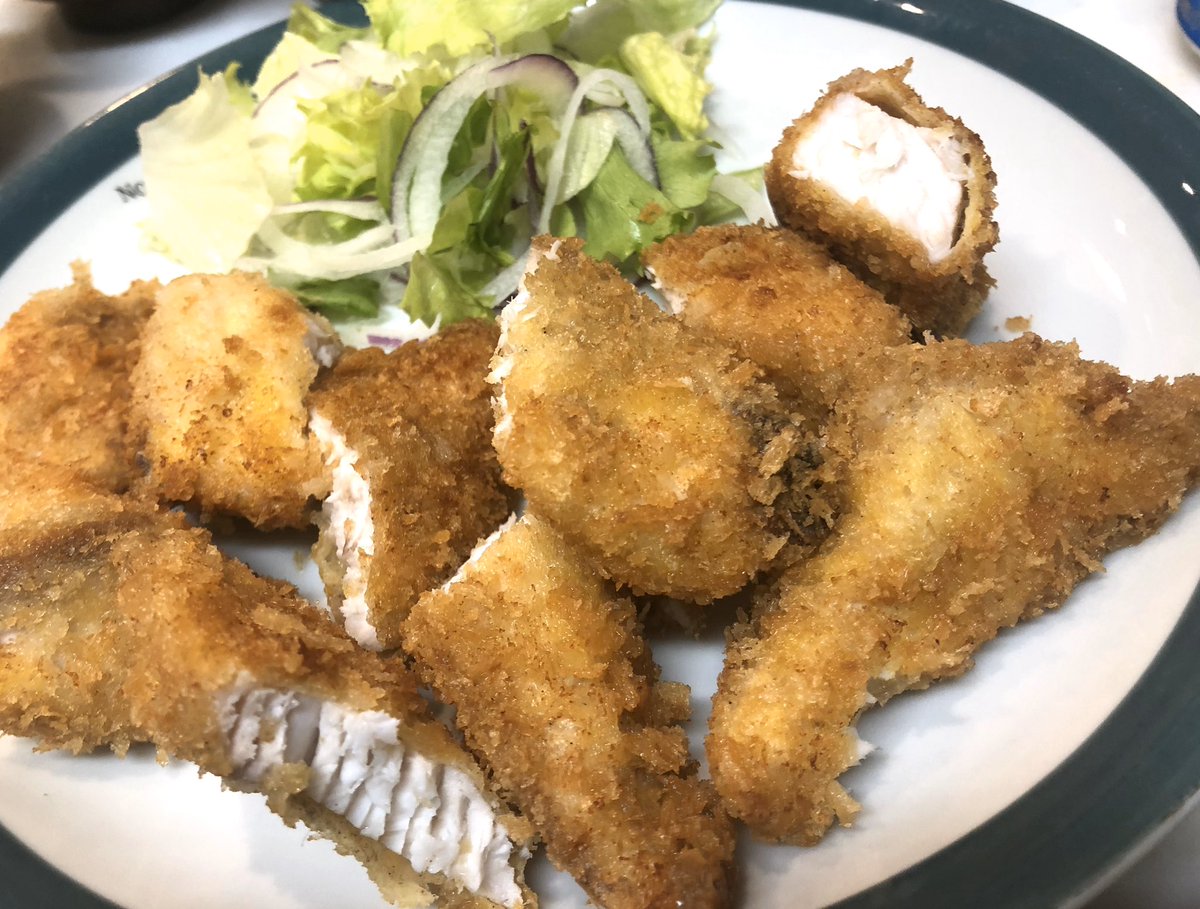 助六麻里子 おっと スーパーでシイラが手に入りました この時期しか味わえないので見かけたら絶対に買う フライにするのが好きだ 美味しかったよー