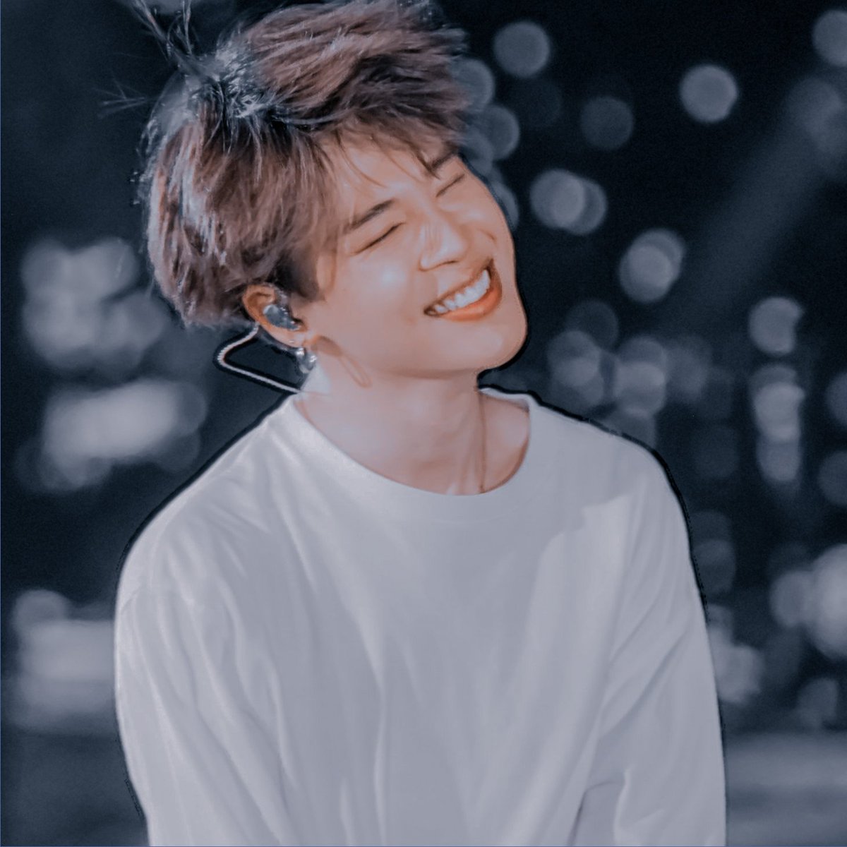 Alexrozett5's tweet photo. Because u are smile is my happines Jimin☀

#BTSinSaudiArabia @BTS_twt #JIMINDAY #JiminWeLoveYou https://t.co/8T6FeOCi6z
