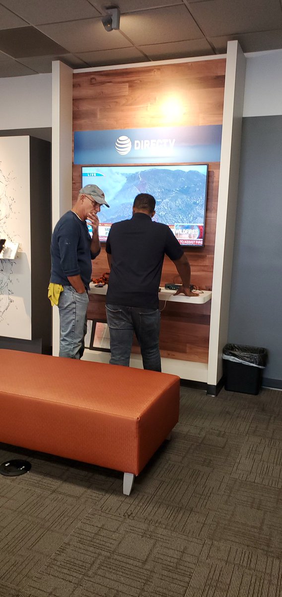 Giving great demos and crushing Ignite OhPa leading the way!!! <a href="/danbostelman/">danbostelman</a> <a href="/elthonmunoz/">Elthon Munoz</a> @Trisha__Torres <a href="/Stacylynnnnnn/">Stacy Lynn</a> <a href="/judy_cavalieri/">Judy Cavalieri</a> #ohpa