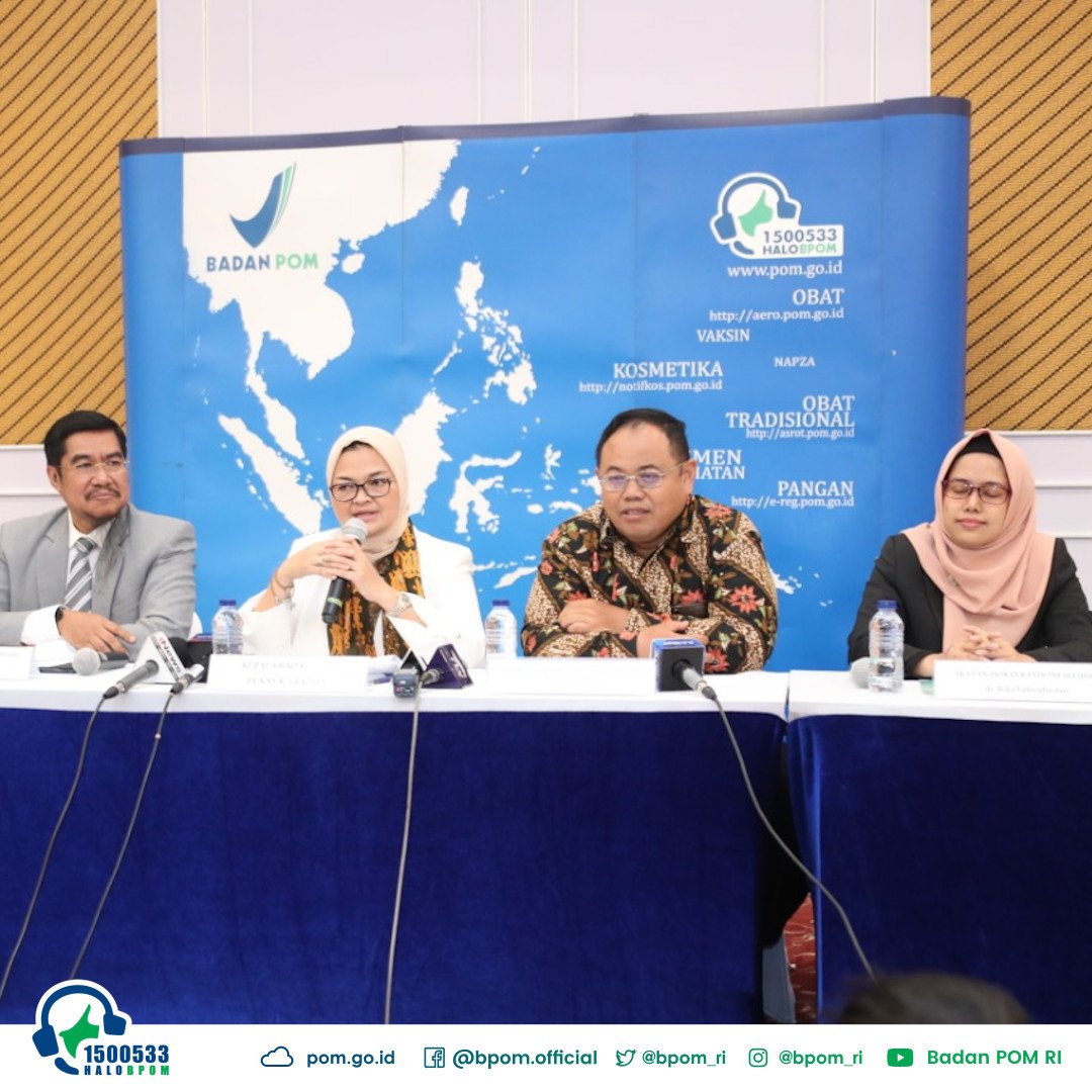 BPOM_RI's tweet photo. #SahabatBPOM, sehubungan dengan banyaknya pemberitaan terkait penarikan produk obat Ranitidin yang terkontaminasi NDMA, Badan POM menggelar Konferensi Pers (konpers) bersama dengan @PP_IAI  serta Ikatan @PBIDI https://t.co/N9qJvy4ohN