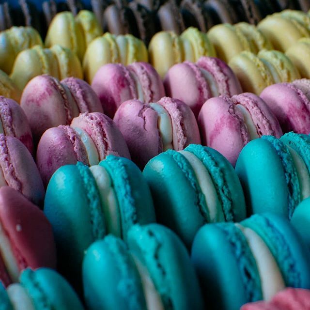 Were going to be rocking it at <a href="/cuckoogin/">Cuckoo Gin</a> this evening 5-9pm for all of you who fancy a cheeky gin(or three) along with your cake fix. ift.tt/2IKpNJF