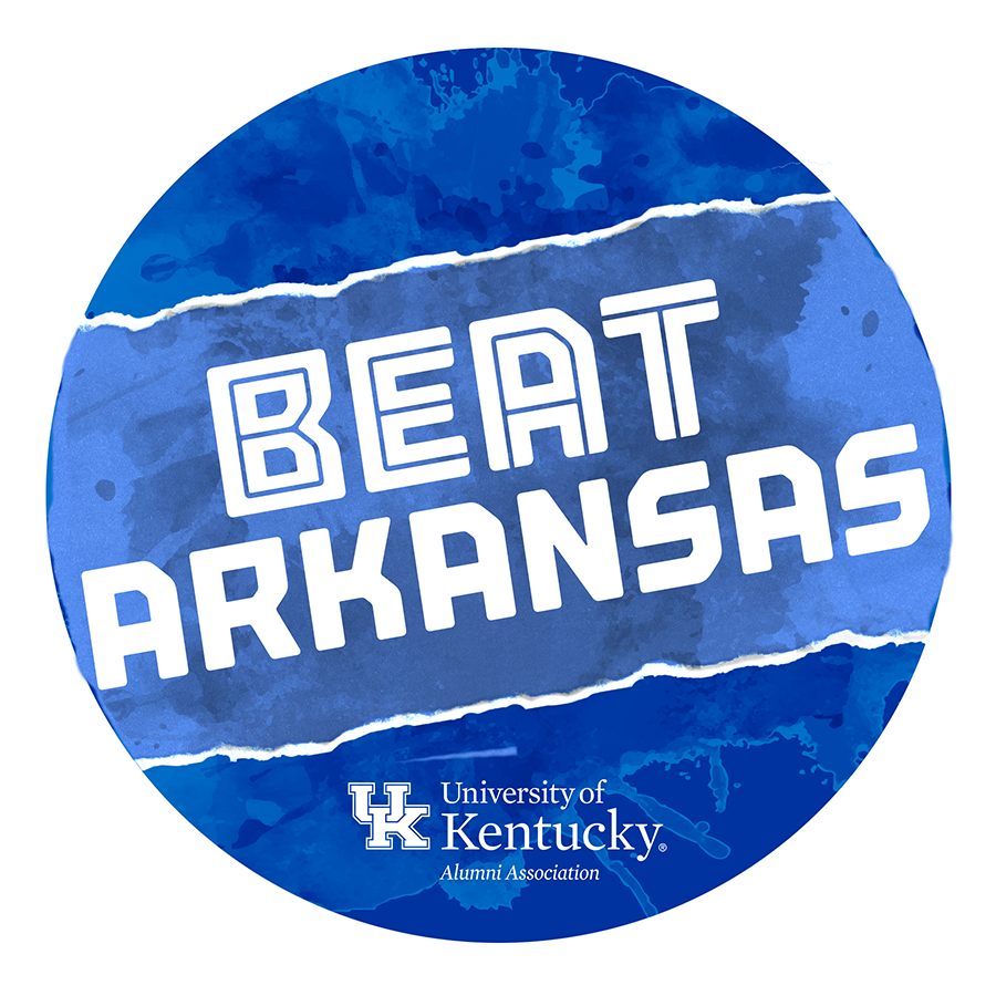 kentuckyalumni's tweet photo. It’s a UK Football #Caturday, Homecoming style! Let’s go Kentucky and beat Arkansas tonight at Kroger Field to cap off #UKHomecoming2019! #BBN #BringIt #WeAreUK #BeatArkansas #UKvsUA https://t.co/mLlxgdOWas