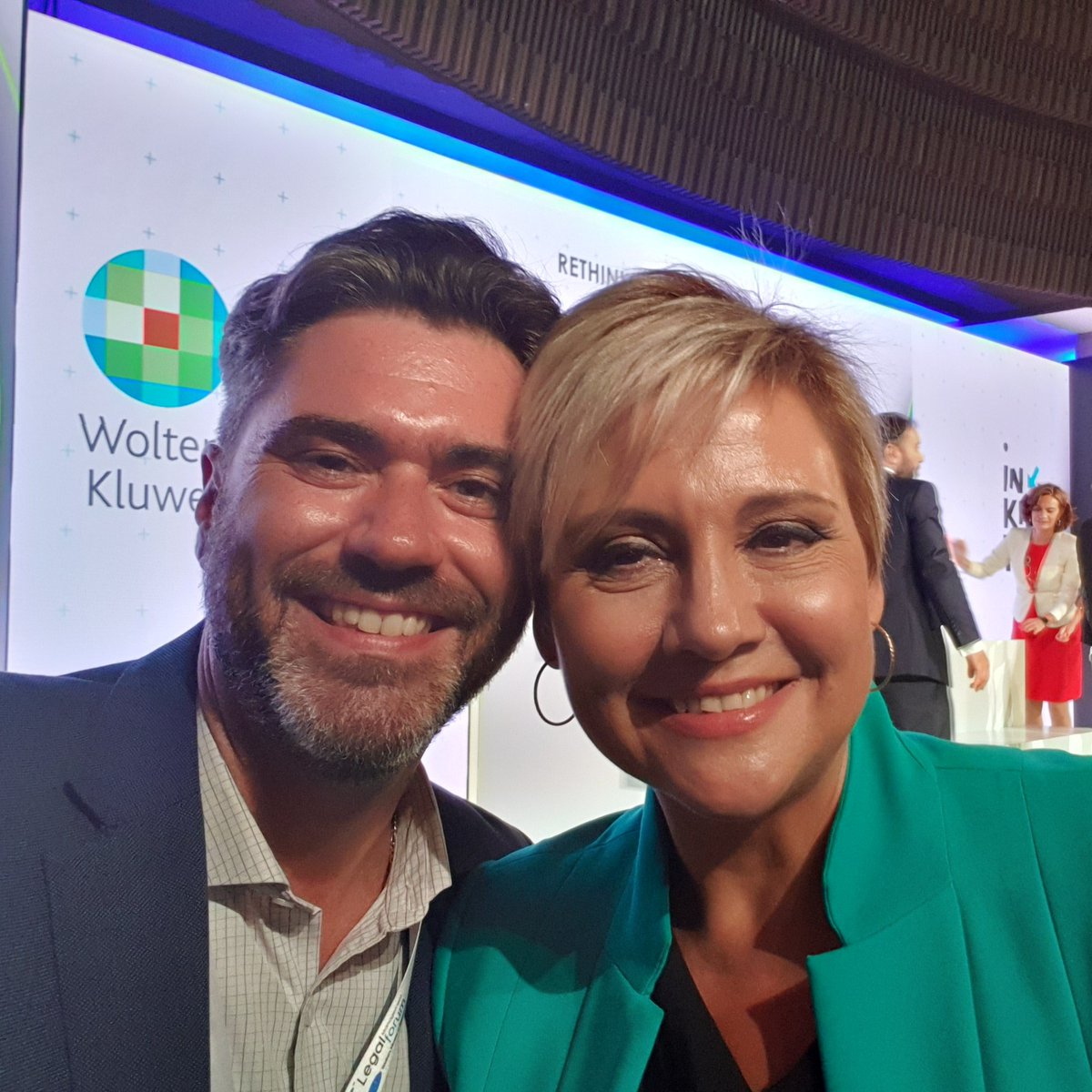 Ha sido un placer y un honor colaborar con una periodista de referencia como <a href="/gloria_serra/">Glòria Serra</a> en las preguntas a los ponentes del #LegalForum19. ¡Gracias por seguir con nosotros un año más Glòria! ¡Haces de nuestro Congreso un evento 🔝!