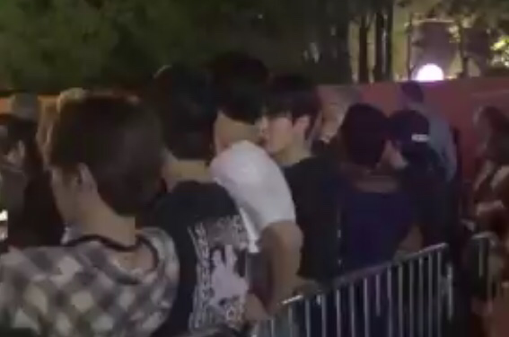 twnti3s's tweet photo. นึกถึงคำถามในเอนนานา
ที่ถามแจฮยอนว่า บัตรคอนเสิร์ตแถวหน้าสุดของ Ed Sheeran กับ #JJDATE จะเลือกอะไร แล้วแจฮยอนเลือกบัตรคอนเสิร์ตเพราะให้เหตุผลว่า
" ก็จอนแจเดทน่ะ ...
เราจะไปด้วยกันเมื่อไหร่ก็ได้นี่นา "
เชื่อแล้วค่ะ พี่เชื่อแล้ว (˶‾᷄ ⁻̫ ‾᷅˵)♡
#JOHNJAE https://t.co/wtZ246QeuI