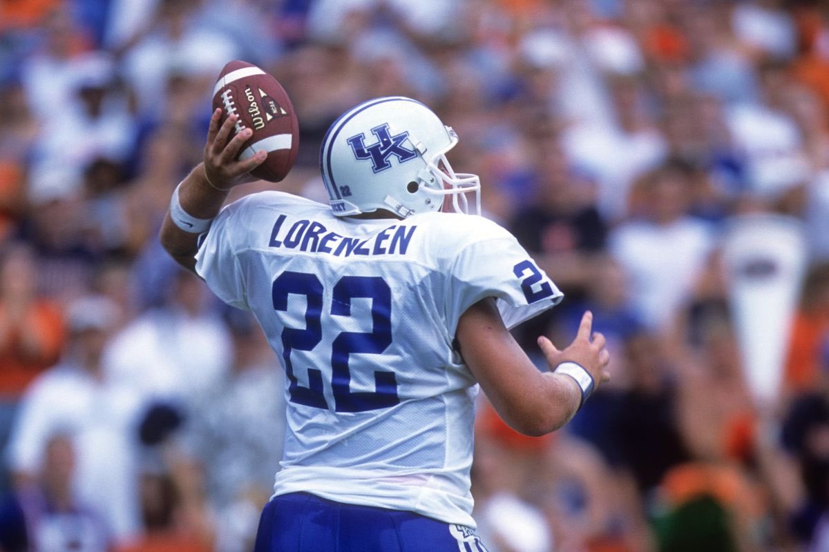 How fitting would it be for today’s football game to end 22-0 in favor of the CATS! 

#BBN #Playfor22