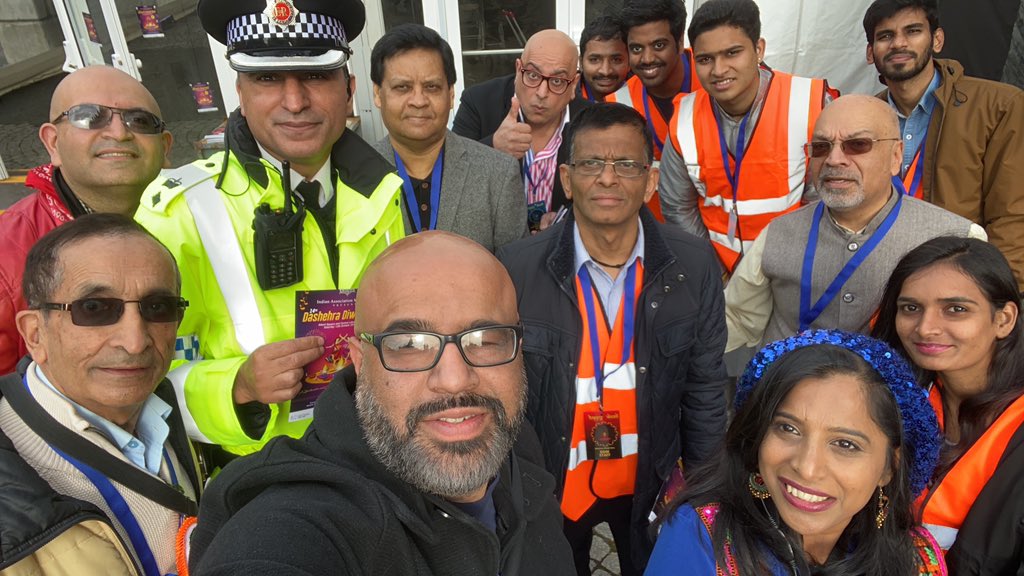 Sunrise Radio (@thisissunrise) on Twitter photo Manchester’s open for business! Thanks to <a href="/gmpolice/">Greater Manchester Police</a> and chsupt <a href="/umerkhan/">Umer Khan OBE</a> for the reassurance patrols. #dashehradiwalimela Manchester’s open for business! Thanks to <a href="/gmpolice/">Greater Manchester Police</a> and chsupt <a href="/umerkhan/">Umer Khan OBE</a> for the reassurance patrols. #dashehradiwalimela