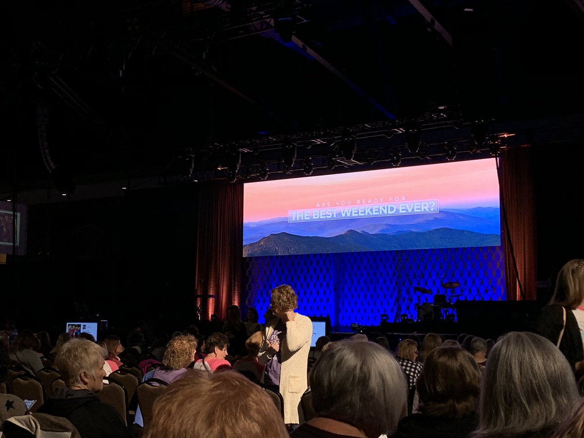 MicheleRodish's tweet photo. We are ready for day 2! #bestweekendever #womenofjoy @realwomenofjoy https://t.co/yJxICKl2xP
