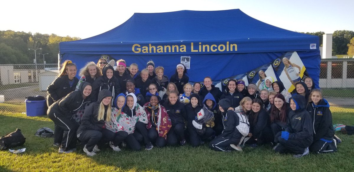 Price528's tweet photo. The big race! @gahannaxc @GLHS_Athletics @GahannaJeffersn #raceday #seniorday https://t.co/jJn8Pczzq5