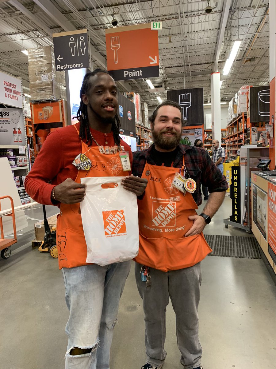 4641 front end tweet media