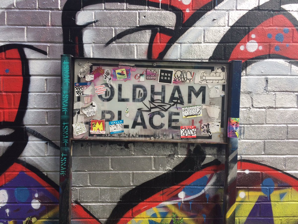 Loving the 🌈 <a href="/zapgraffiti/">Zap Graffiti</a> open TODAY until 18:00 #lost19