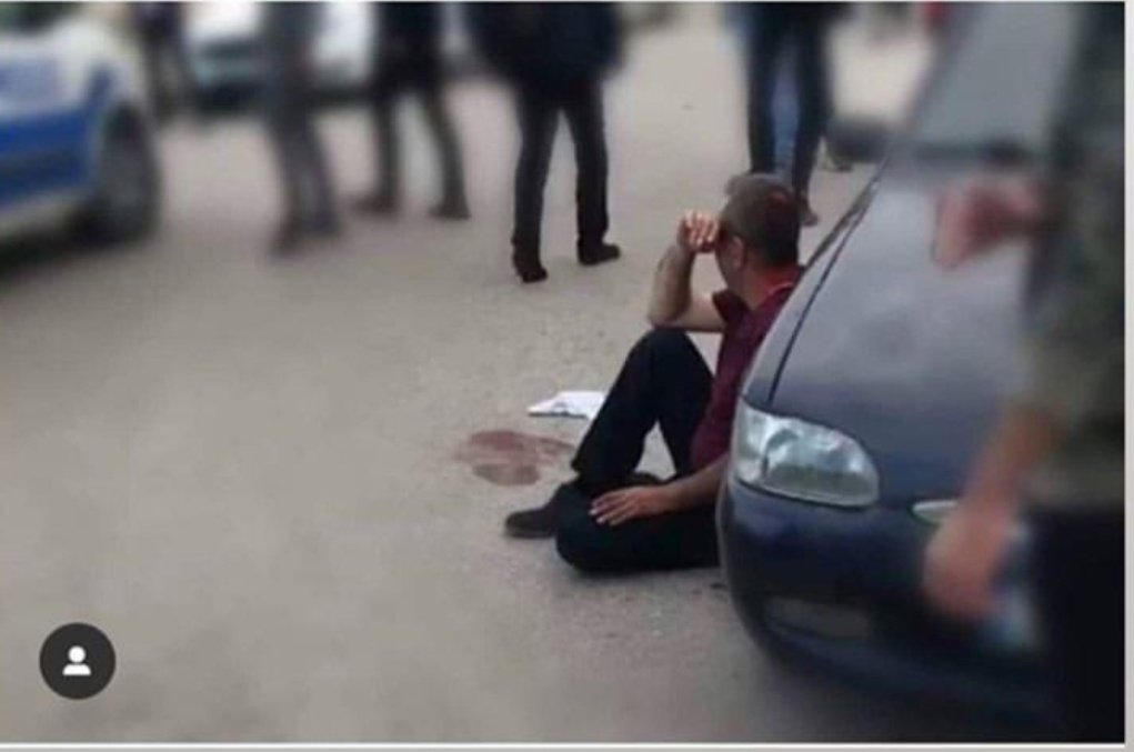 Ayşe Tuba Arslan, boşandığı Yalçın Özalpay tarafından boğazı satırla kesilerek ağır yaralandı. Şahıs linçten kaçırılmak için hastanenin arka kapısından gizlice çıkarıldı. 
Boğazı kesilerek katledilen kadın sayısı her geçen gün artıyor!