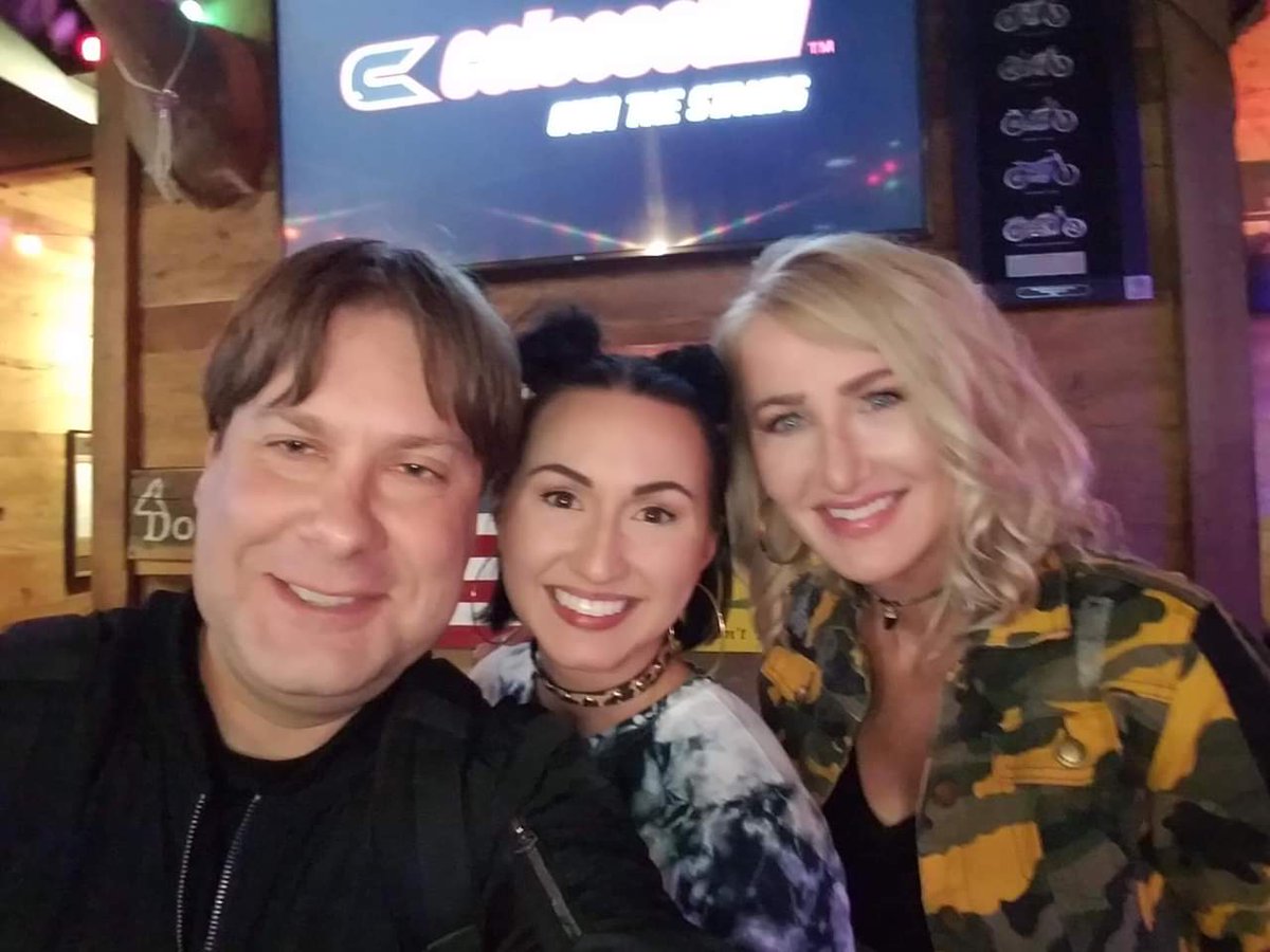 With <a href="/2SteelGirls/">🤘🏼👄 2STEEL GIRLS 👄🤘🏼</a> last year...you rock
#2steelgirls