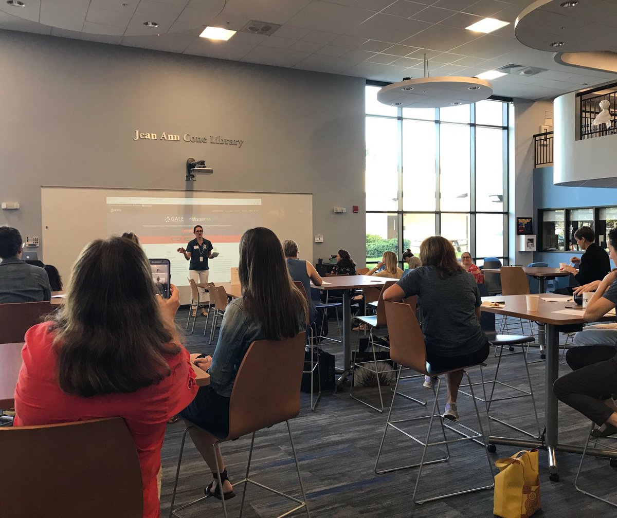 bethnapier13's tweet photo. Mackin sponsors Florida Independent School Librarians at their 1st conference https://t.co/wl6AE4m7Rl