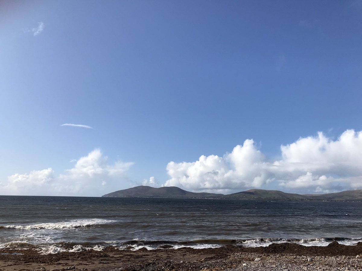 todayInIreland's tweet photo. I tried to watch the entire rugby game. But this view was beckoning. 🍀
#IrishWeather 
#IREvSAM #IRLvSAM #waterville https://t.co/an4SvDFuAr