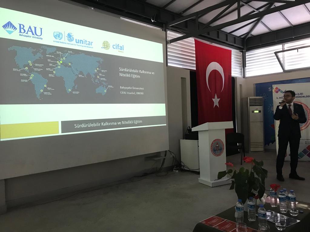 <a href="/CIFALlstanbul/">CIFAL Istanbul</a> direktörü <a href="/ahaydemir/">Ahmet Aydemir</a> Sürdürebilir kalkınma  ve hedeflerini paylaşıyor <a href="/EnverYucel/">EnverYucel</a> @sirin_karadeniz @dagozlem <a href="/ErkenCocukluk/">Hale Güneş</a> <a href="/ozgeeasln/">Özge ASLAN</a> <a href="/SencerCorlu/">M. Sencer Corlu</a> <a href="/cuneytd1/">cüneyt dostoğlu</a> #STEMGelecektir #CIFALIstanbul #SDGs