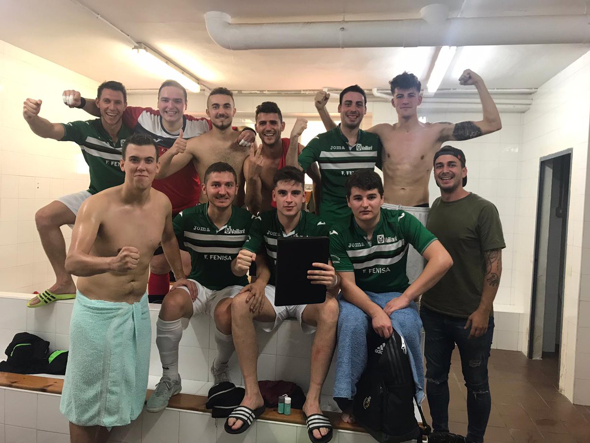 <a href="/unionemeritense/">Union Emeritense F.S</a> 2
<a href="/DeleitosaFS/">Deleitosa F.S.</a> 3

Nuestros chicos suman 3 puntazos tras una brillante primera parte y otra segunda donde, ante el empuje de los locales, les tocó defender a muerte. Muy serios, compitieron en Mérida como verdaderos romanos.👏👏

GOLES:
<a href="/jose_bv22/">Jose</a> ⚽️⚽️
<a href="/pulii10/">Sergio Pulido</a> ⚽️