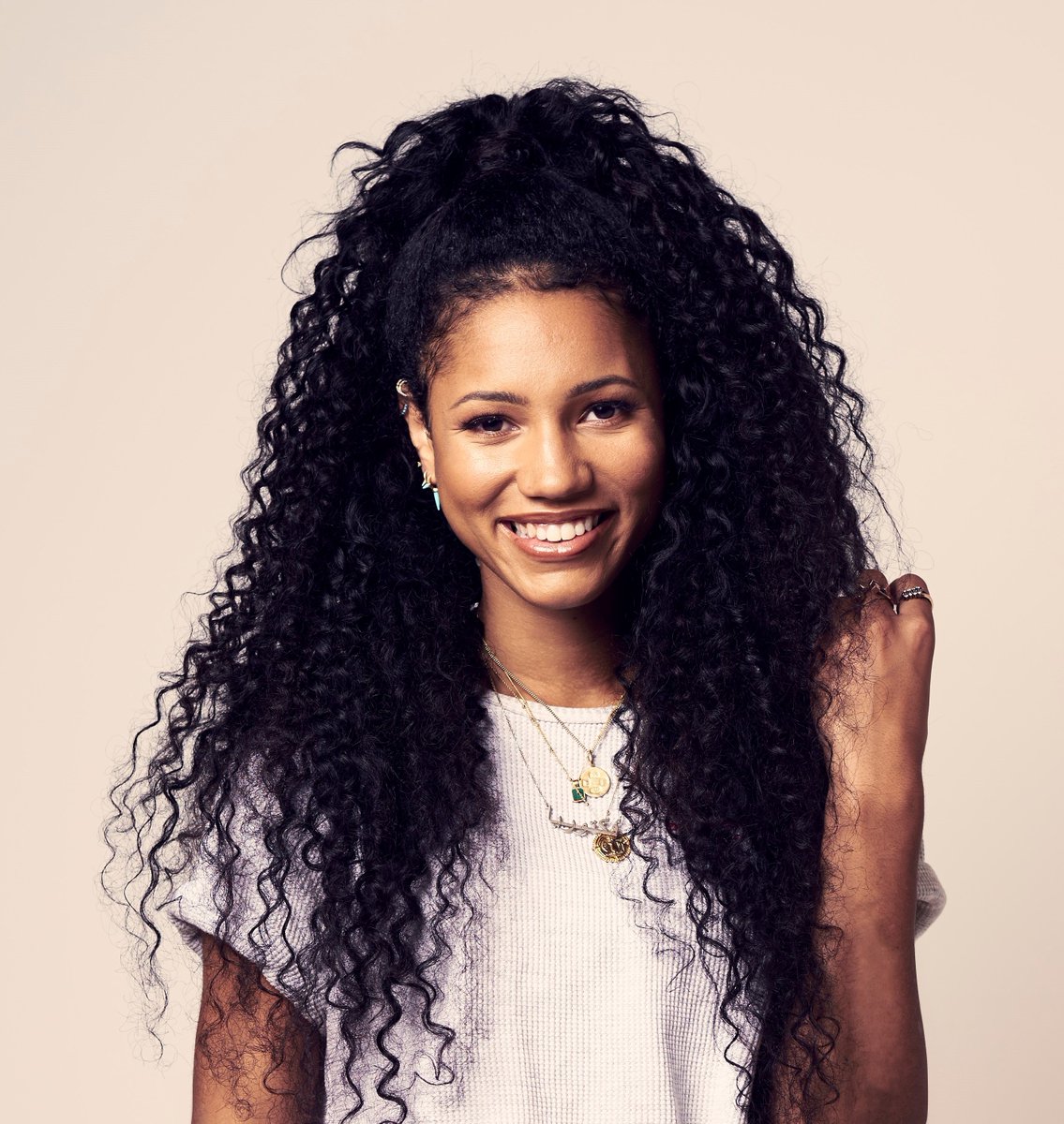 WHSmith's tweet photo. Capital Breakfast hosts ROMAN KEMP and VICK HOPE are coming to WHSmith WESTFIELD LONDON to sign their brilliantly funny book Listen Up. Don't miss them!!
Tuesday 22 October from 2pm
Book & Ticket: https://t.co/ZtYTKTFaUK
@romankemp @VickNHope @westfieldlondon #WHSmithEvents https://t.co/cQJ6oJmIBG