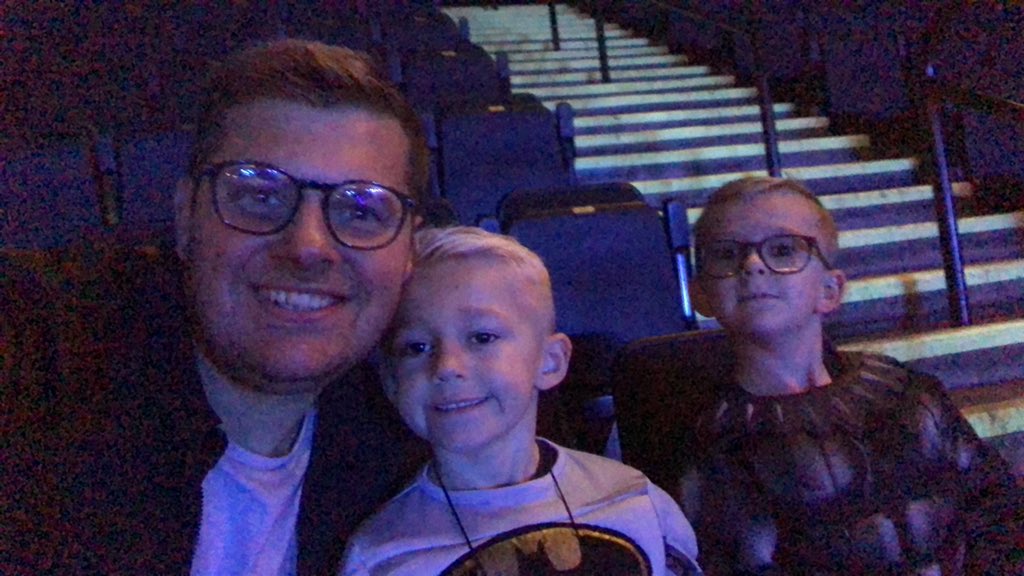 liamnormington's tweet photo. #MarvelUniverseLive https://t.co/cmajnoqbMq