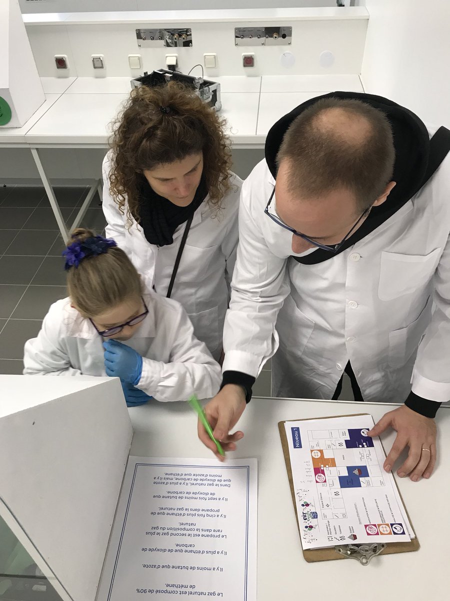 NaTran_RI's tweet photo. 🎈[#FamilyDay] l'événement du week-end  plus de 180  personnes (collaborateurs et #familles) sont venues visiter  notre nouveau Centre Recherche et découvrir nos métiers à travers différents ateliers ludiques . #togetheratsibelius #partage https://t.co/ScZR6g4gBp
