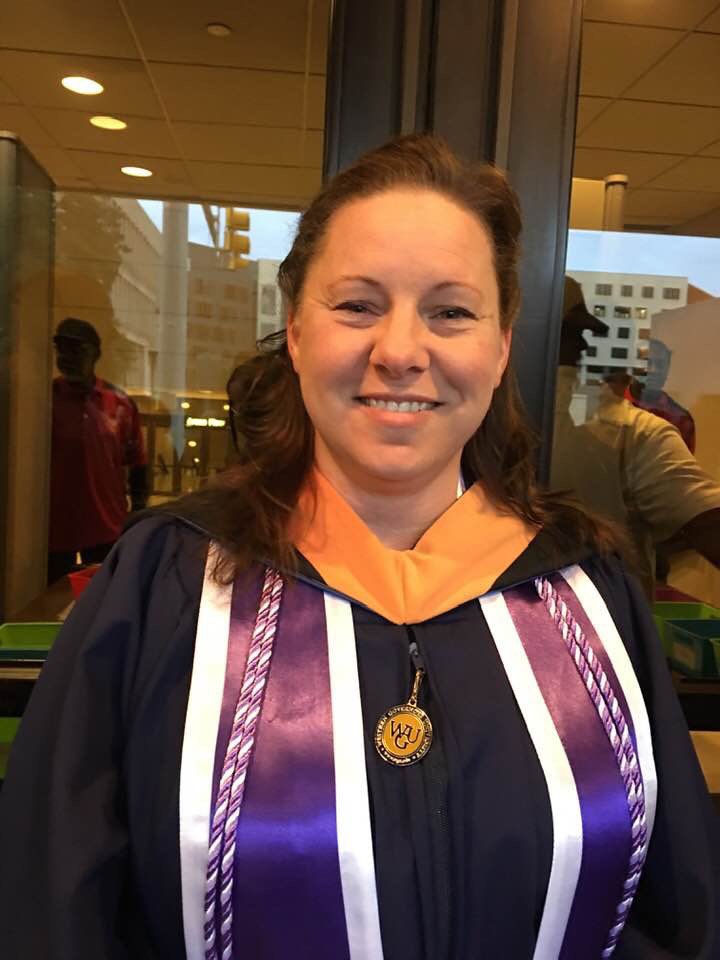 DavidOlsonATT's tweet photo. My sister is graduating today with her masters in nursing. National honor society too!! So very proud of her!!! @jlynnbirchett @wbirchett https://t.co/PcDnJmBmly