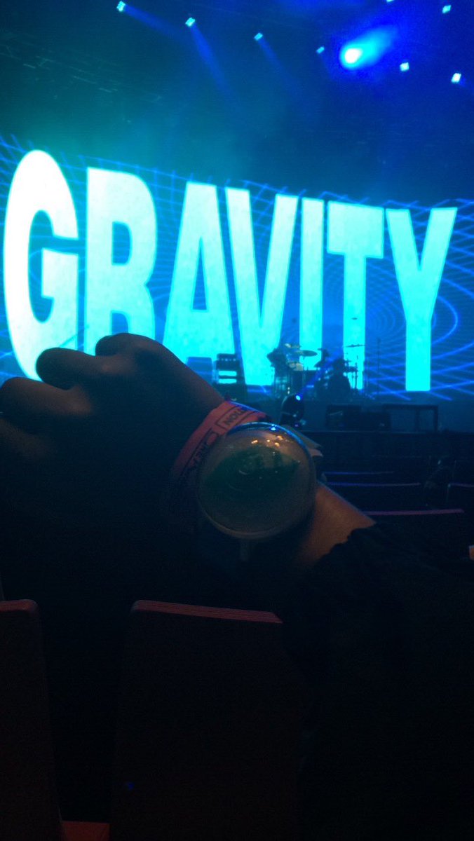 SEEING HOW CLOSE MY SEATS WERE IRL TO THE STAGE MADE ME SHAKE AND IM GLAD @cn_gt_dey6 WAS THE SAME ROW AS ME IF NOT DJSHAlthough i'm sad i didn't get to record much but i'm grateful bcs i honestly jumped, danced and screamed like nobody's business my body was sore for 3 days