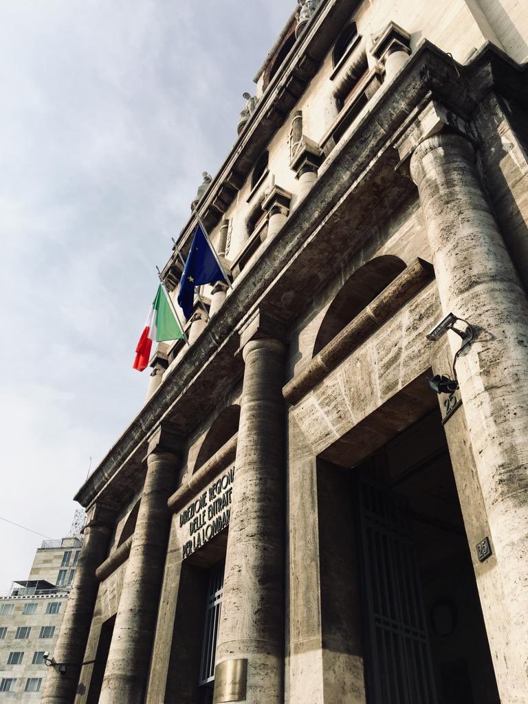 faimilano's tweet image. Prosegue la prima delle due #giornateFAI d’autunno 🍁. Qui qualche scatto dal Palazzo degli Uffici Finanziari, edificio degli Trenta del Novecento normalmente chiuso al pubblico.