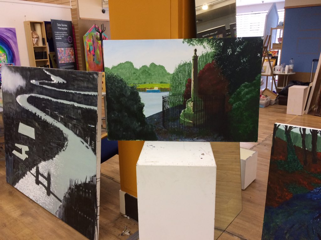 In the #studio with artist Paul Mellor 👍 if you are in city centre now near Clayton sq/St John’s pay a visit!