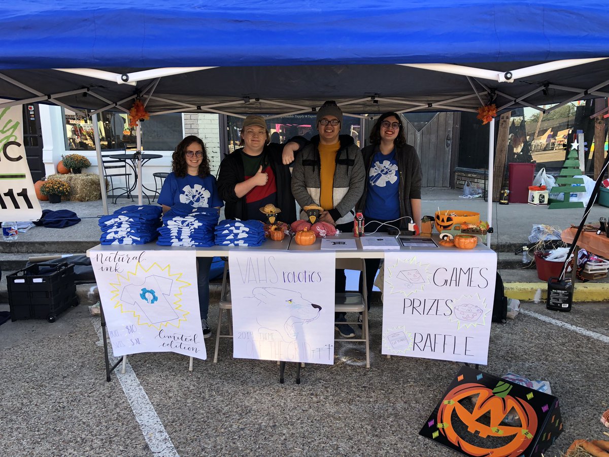 SumGuyRoss's tweet photo. Come visit @vahsrobotics at the Van Alstyne #FallDerAll in front of Romano’s! We have shirts and are telling the community about our competition on the 26th! Come stop by and support! #bestrobotics #cocobest https://t.co/CmZT0Da7Td