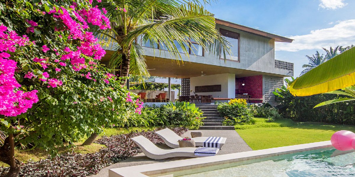 BaliEliteVillas's tweet photo. #Swim in the #private_pool. Enjoy a meal with your guests, cooked by our private chef. #Stroll_to_the_beach and watch the colorful kites. Then come back and #relax_in_luxury
https://t.co/co1IkTMHPp https://t.co/LezhzXubBB