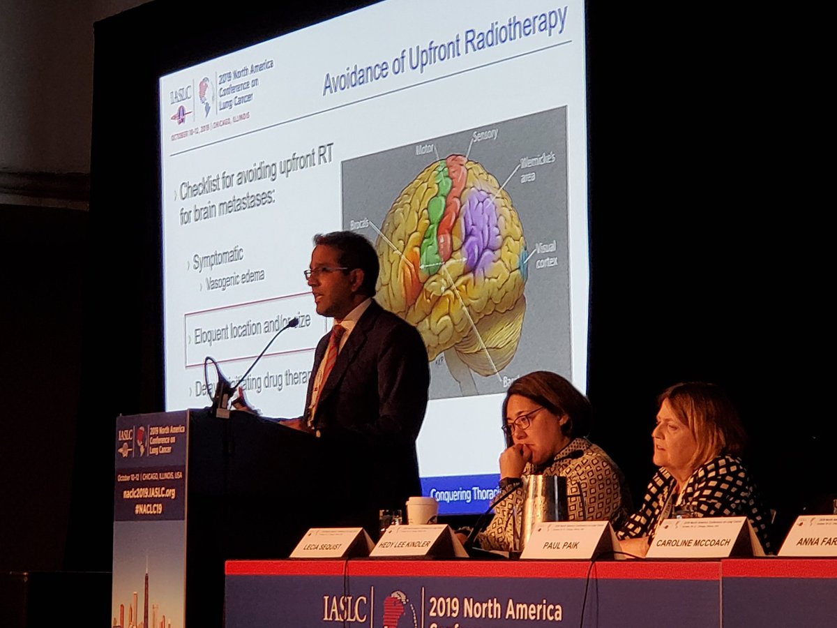 HenningWillers's tweet photo. Vinai Gondi providing #radonc perspective on #lungcancer brain metastases management. Initial multidisciplinary assessment is key.
Helpful checklist below.
Excellent #radiotherapy options exist.
#naclc19
#lcsm
#OncoAlert https://t.co/rstfKdxBEt