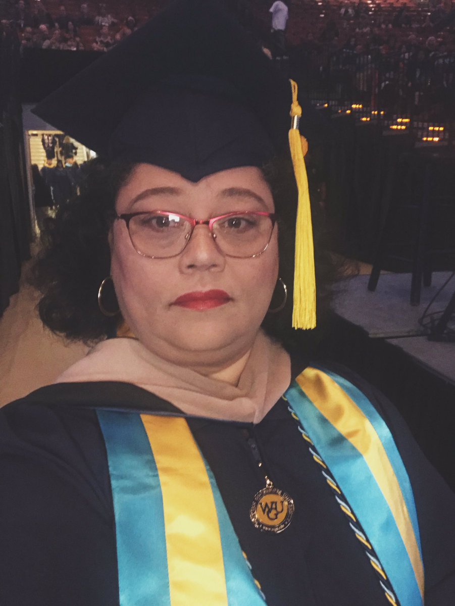 awhitabouther's tweet photo. SOOOO proud of all your hard work and everything you’ve accomplished! price just went up!! #masters #wgugrad #businessgrad #businesswoman https://t.co/haNT0gjug4