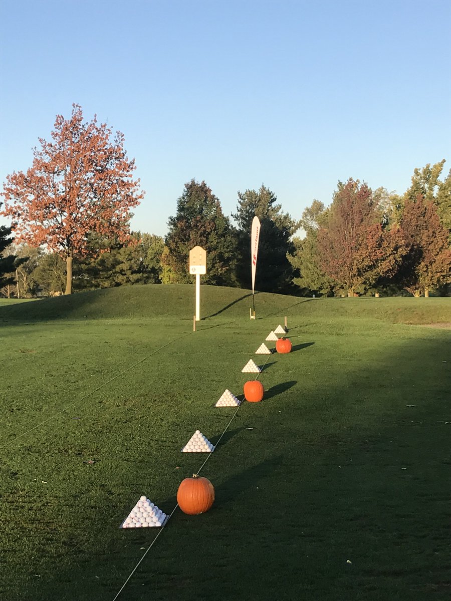 HCACDIII's tweet photo. HCAC Championship| Women’s Golf 

And they’re off! A beautiful, crisp morning for our women’s golf championship. 🏌️‍♀️ ⛳️ 🏆 

#TheHeartOfD3 #D3Golf https://t.co/7wfWy0tUhs