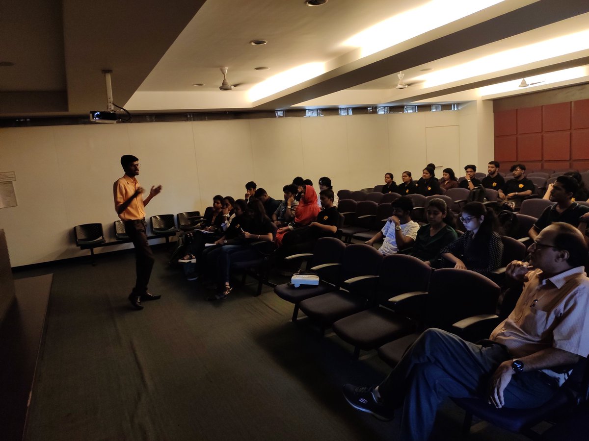 alumni_rgit's tweet image. A seminar on &quot;Game Development🎮 and VFX Designing Workshop&quot; was conducted by Mr. Soham Bagayatkar. He was glad to share his knowledge and thoughts with the participants of the workshop.