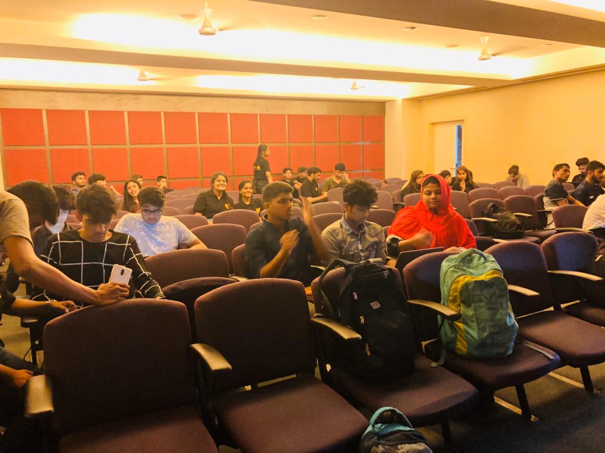 alumni_rgit's tweet image. A seminar on &quot;Game Development🎮 and VFX Designing Workshop&quot; was conducted by Mr. Soham Bagayatkar. He was glad to share his knowledge and thoughts with the participants of the workshop.