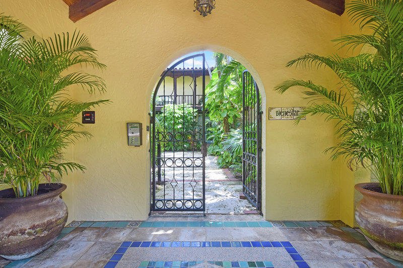 BalasTeam's tweet photo. New Listing! $2,970,000.00, 3BR, 3BA, 151 Grace Trail #0050, Palm Beach, FL 33480, Full Details https://t.co/qa2i9vSJhY https://t.co/7J0BobyZSJ
