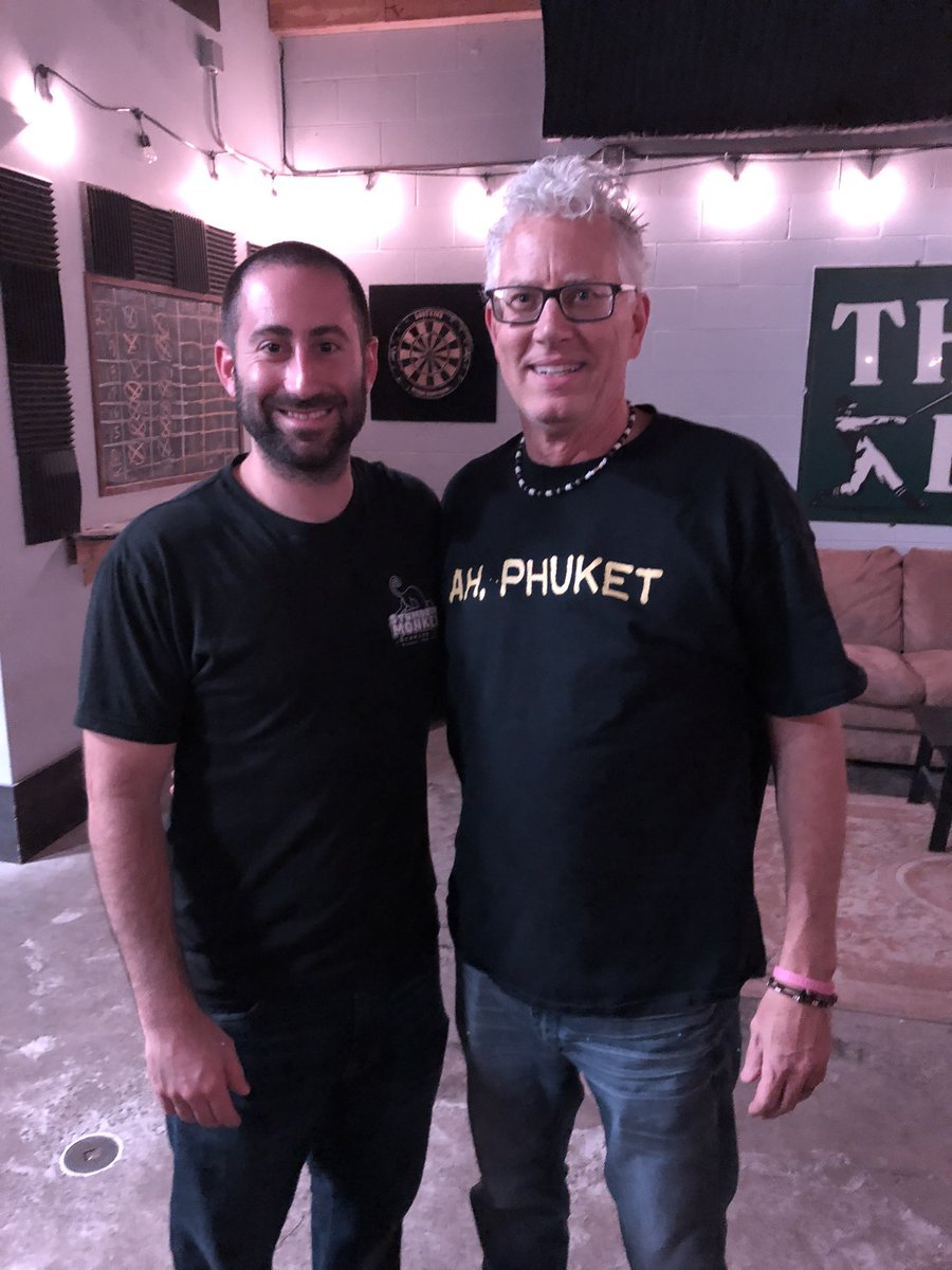 StumblinMonkey's tweet photo. Thank you to everyone that came out last night! We had a great time listening to Mike Speranza and hope you did too! 🍻🎶Open 12-10pm today, cheers! #microbrewery #craftbeer #music https://t.co/vyK6nDBkK6