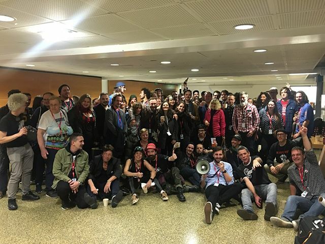 😁Cheeeeeese 😁

#independent #music #france #ivry #goindependent #free #rockfrance #electrofrance #festival #festivaldemarne #lajimi #label #inde #expo #vinyl #talks #conference ift.tt/2IJRp1K