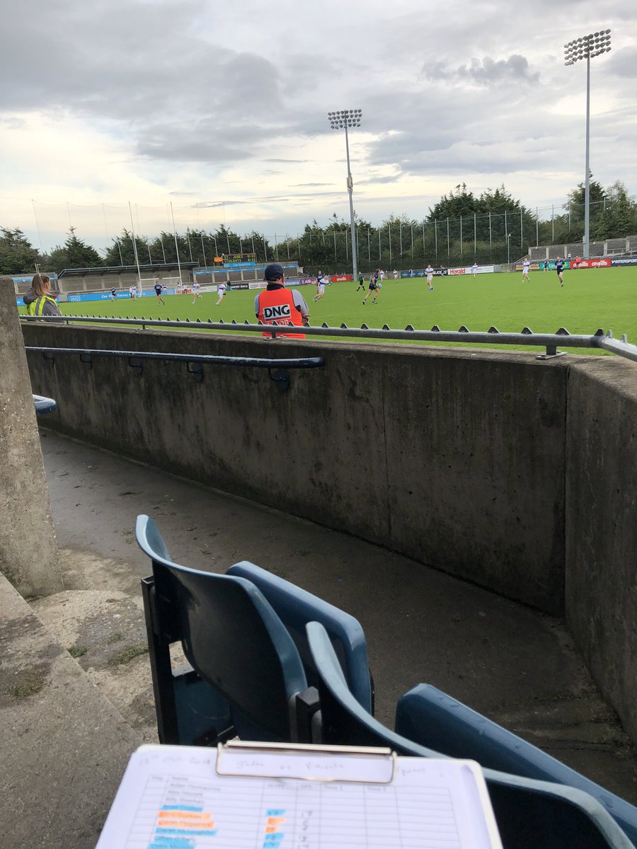MartinEarle96's tweet photo. Running GPS for @clgnaomhjude today vs St Vincent’s in Parnell park. https://t.co/2U2kkdzMB5