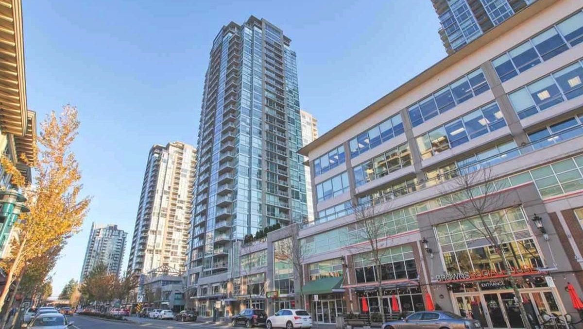 JeffRemax's tweet photo. Another SOLD by The Christies Real Estate Team! 

#JustSold #Remax #RemaxCananda https://t.co/xZFaEts0fd