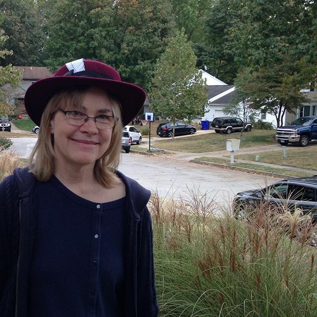 debbimack's tweet photo. And here I am, going for the bonus! #day12 #creativesprint #hataccessories #featherinmycap https://t.co/KvTKaisBc5 https://t.co/HvD4juC6bY