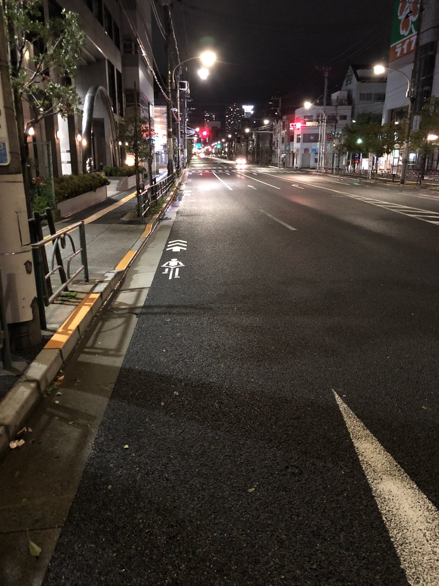 四つ目通り 四つ目通り