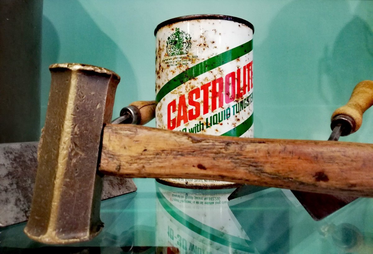 eclectichound's tweet photo. Our collection of #mantiques can now be found merchandised around the store rather than in one place.
⛏️⛽🔧🔨
.
.
.
#giftidea #mancave #giftsforhim
#somethingdifferent #eclecticgifts #eclectichome #winchesterindependents #thesquare #remerch #indiebiz #shoplocal #leadnotfollow https://t.co/2Fh21UPMKY