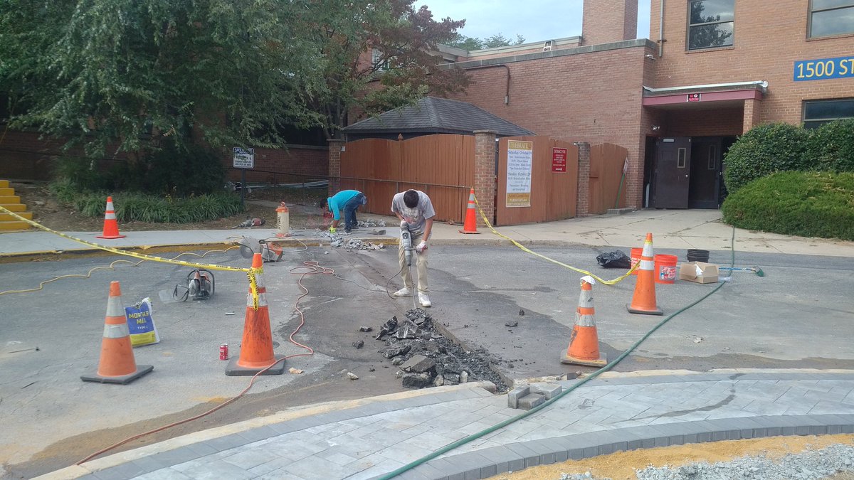StCamillusMD's tweet photo. Mary Shrine renovations also continue today! https://t.co/Ywv3BLwFf2 #DayToServe @WashArchdiocese https://t.co/Z3lHGN4FIv