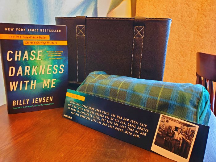 Clue 3 is ready to consider #CracktheCase with us <a href="/BNIngramFest/">Barnes&Noble Ingram</a> on Oct. 17th at 7:00pm