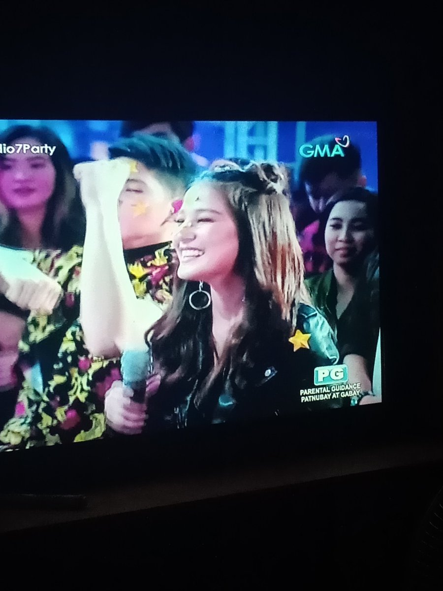 bianxxxxxy's tweet photo. PRETTY 🤗😍 @Imlexigonzales
#Studio7Party https://t.co/WHHlVmeQWW
