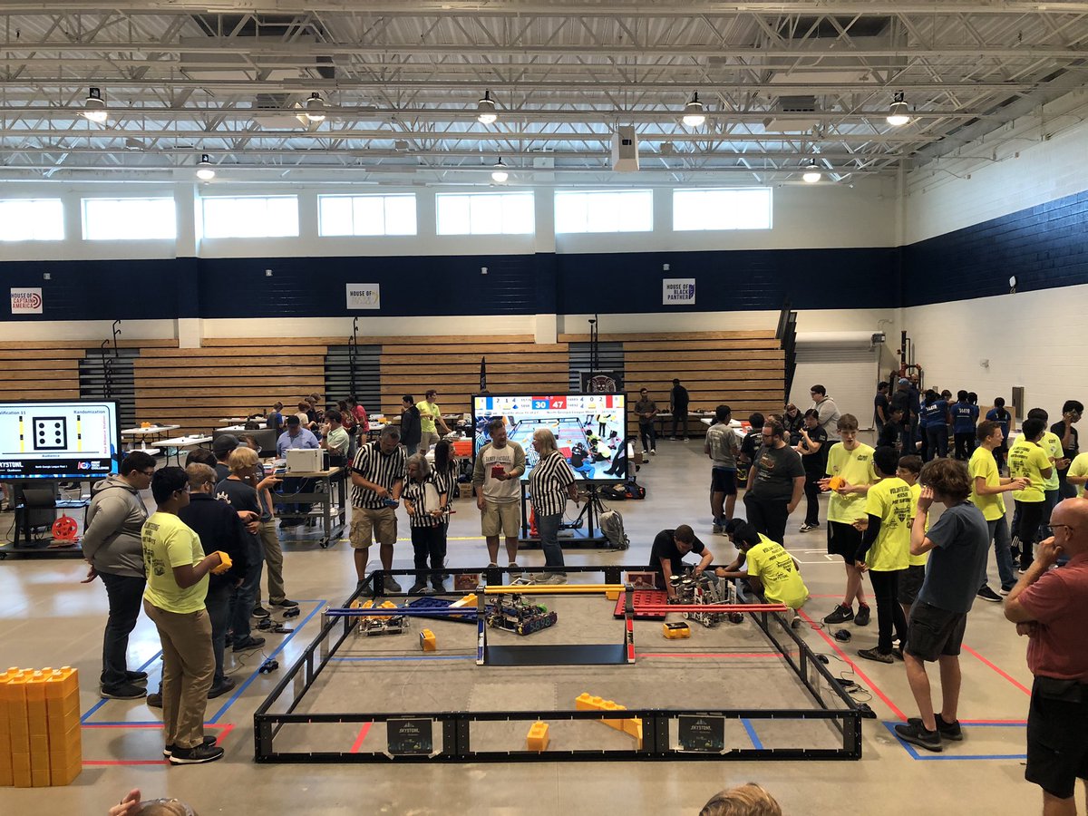 AllianceAI's tweet photo. Good luck to @AvengerRobotics today! #AvengerProud #STEMGYM #FTC @FCCollegeCareer https://t.co/Dwh8ANqYDU