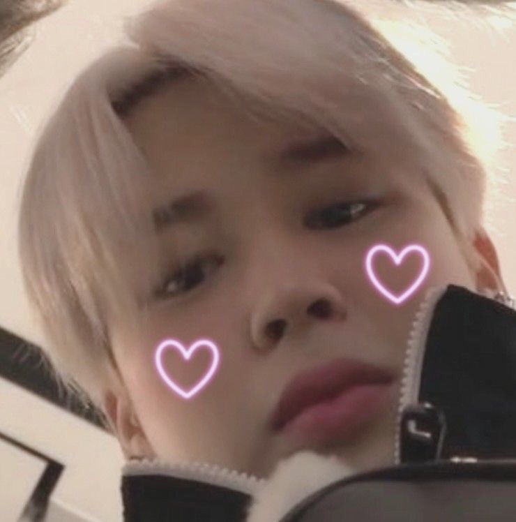 amebumetha's tweet photo. “Many years ago on this day, God decided to send an angel to earth. The angel was meant to touch lives and that happened! Happy birthday my sweet angel!”💜💜 @BTS_twt #itsjiminbirthday #btsjimin #HappyBirthdayJimin https://t.co/0K3KCvmMGQ