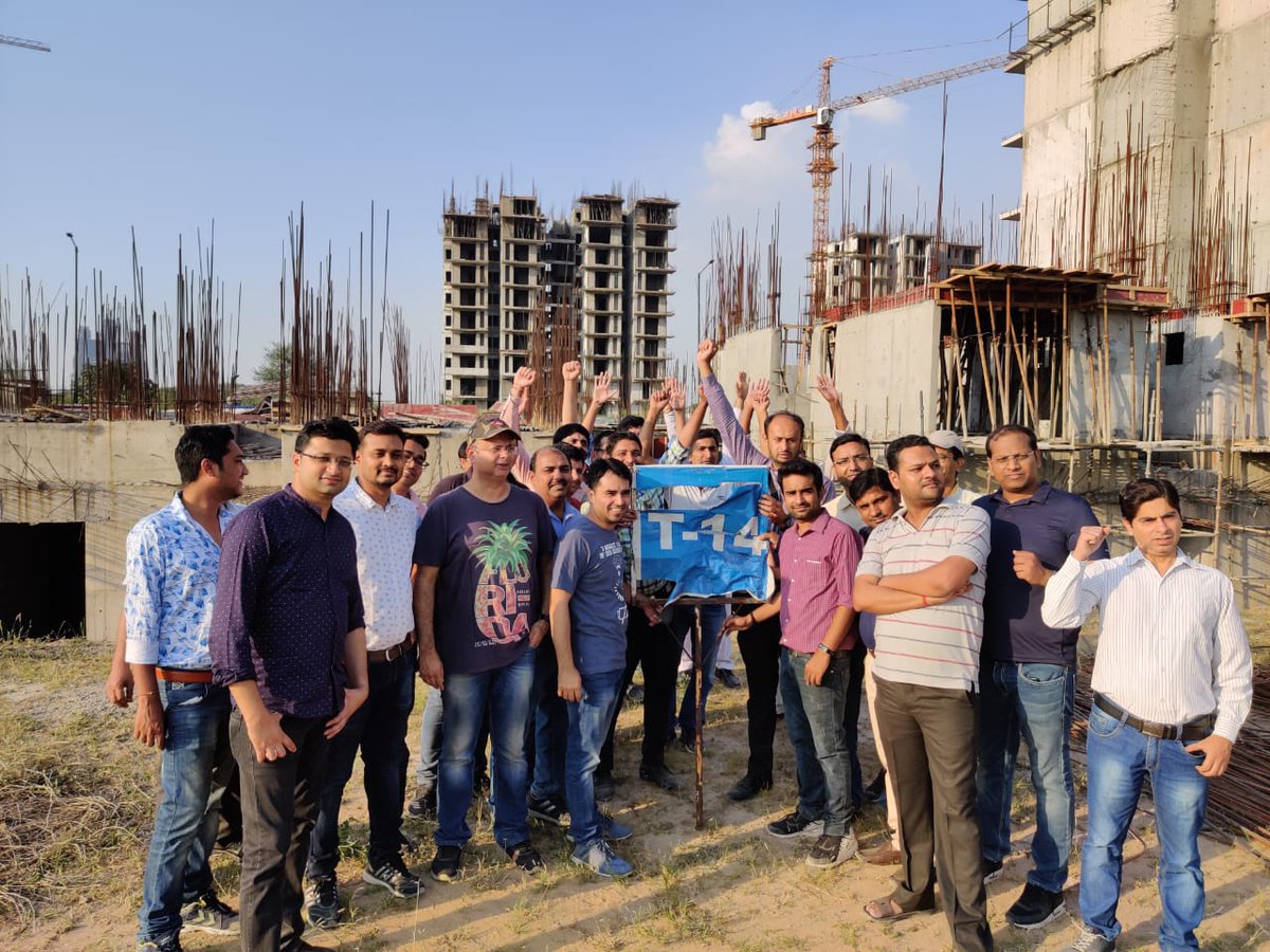 kapilcheetahh's tweet image. @PMOIndia flats allocated in PM AWAAS YOJNA in Haryana affordable housing @Supertechltd license number 163/164 of 2014. @cmohry @mlkhattar #TCPHaryana is sleeping. Possession in JAN 2020 &amp;amp; pathetic condition of project. @narendramodi what a common man do who trusted u @htTweets